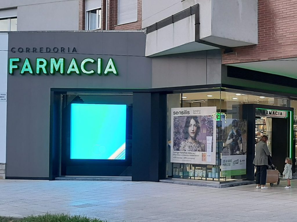 Pantalla_LED_farmacia